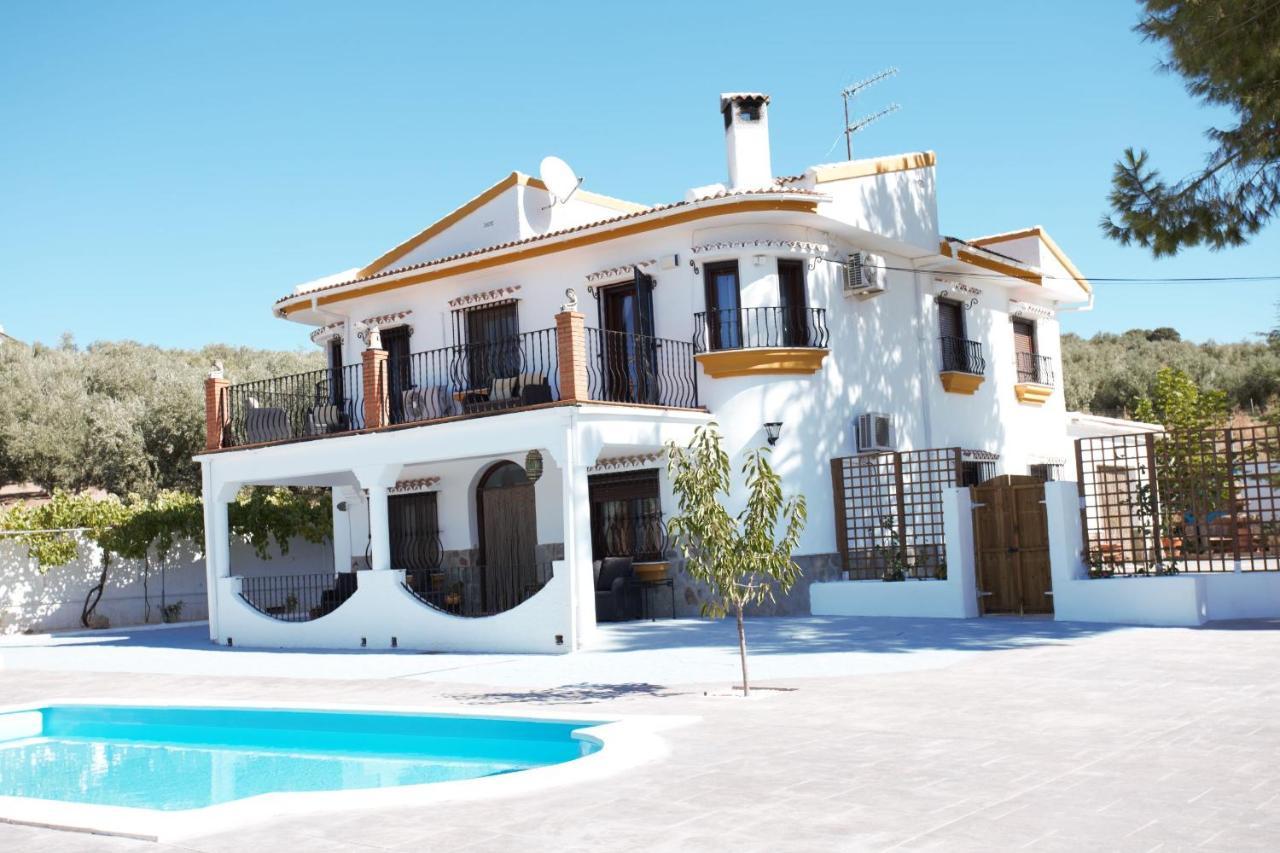 Casa De Las Montanas Villanueva del Trabuco Exteriör bild